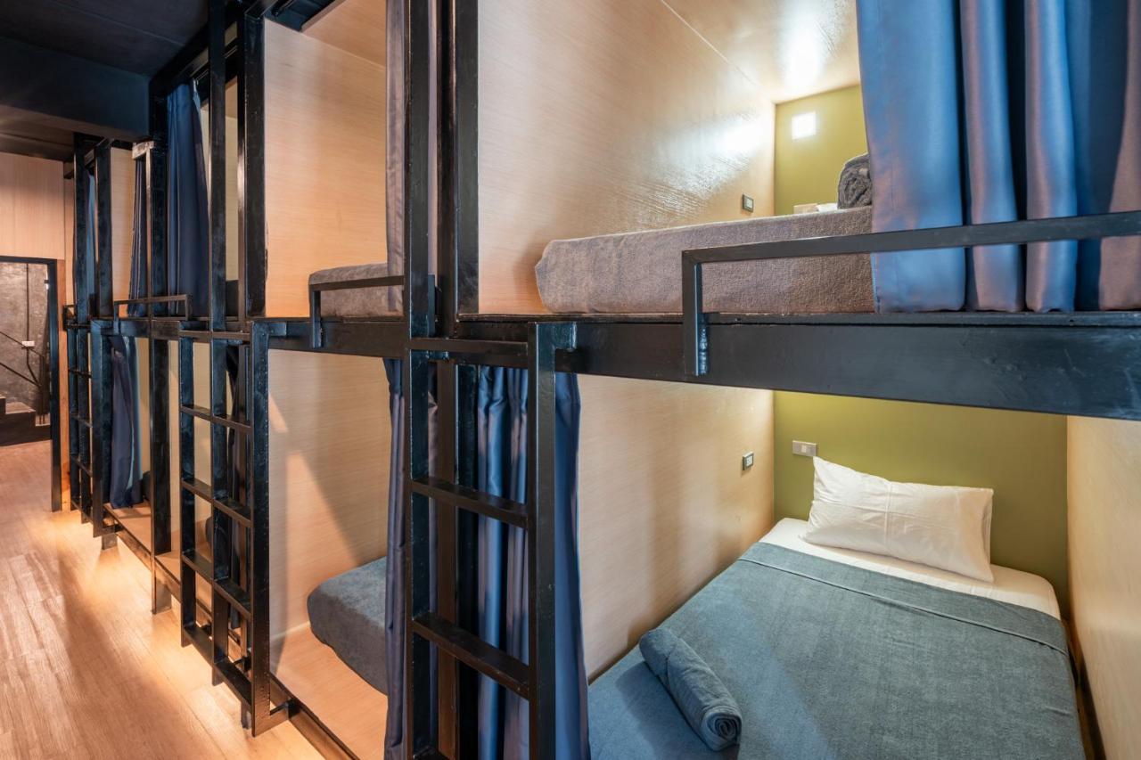 Single Bed in 10-Bed Mixed Dormitory Room