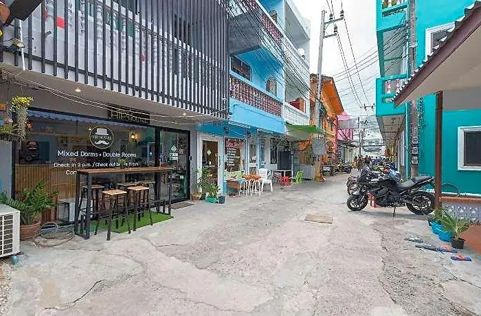 ฮิป โฮสเทล ป่าตอง  Phuket